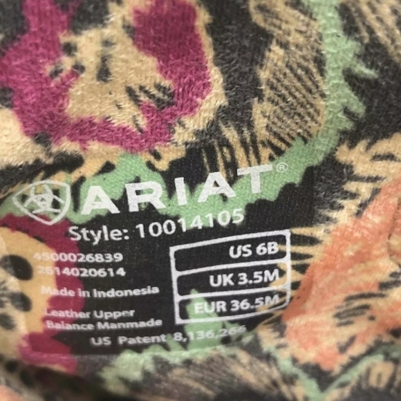 *VERY RARE HTF* Ariat Gold Rush Boots in Black Size 6 *NWOT*--not made anymore-- - Picture 7 of 9